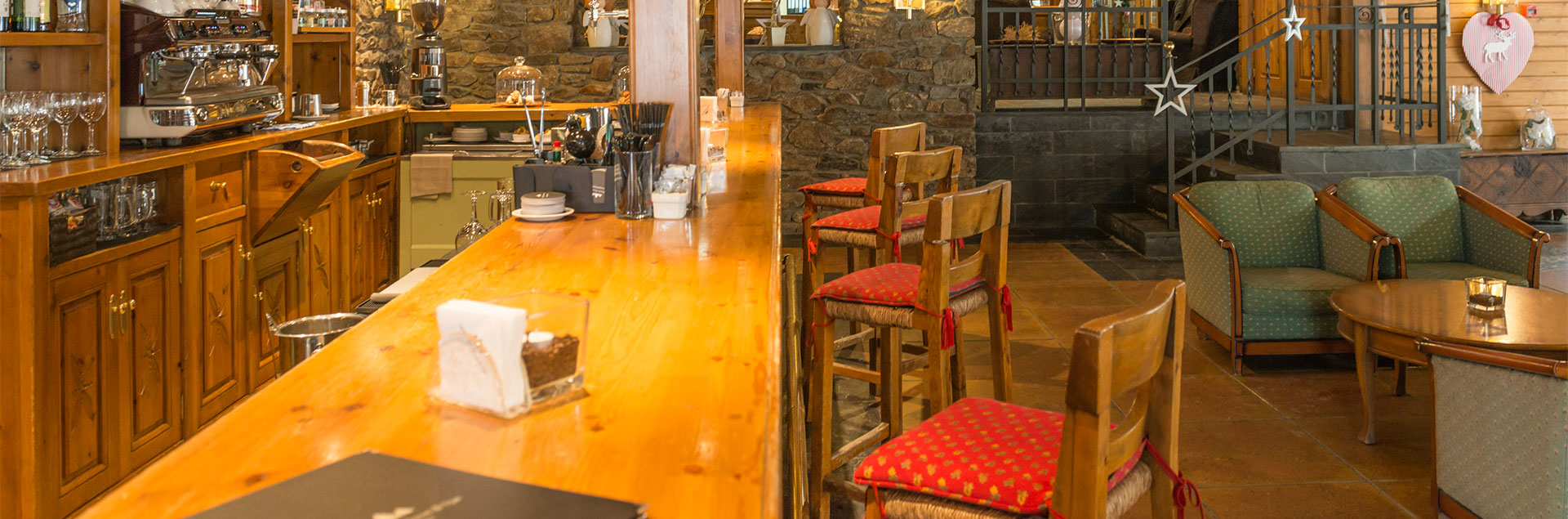 bar sport hotel soldeu avec wifi gratuit